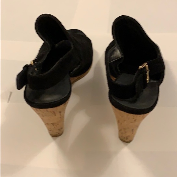 Stuart Weitzman Open Toe Wedge Sandal - Picture 3 of 5